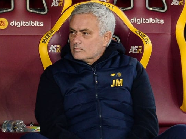 Pelatih AS Roma, Jose Mourinho, Tolak Tawaran Latih Timnas Portugal