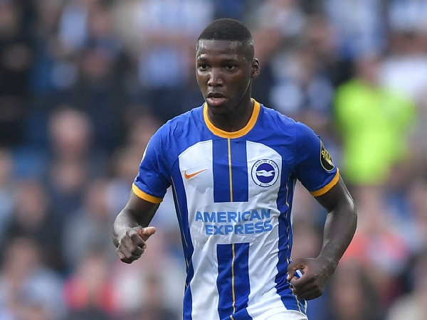 Moises Caicedo dikaitkan dengan Chelsea