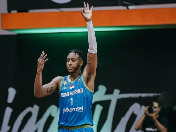 Pemain andalan Bumi Borneo Basketball, Randy Bell. (Images: IBL)