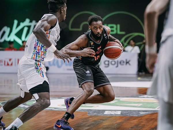 Evos Thunder Bogor permalukan Bali United Basketball di GOR Merpati.