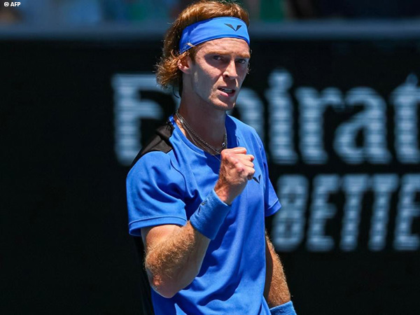 Hasil Australian Open: Andrey Rublev paksa Dan Evans angkat kaki dari Melbourne