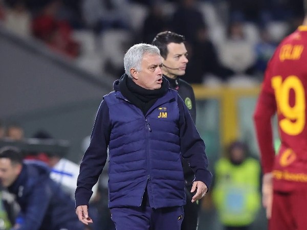 Kalahkan Spezia, Jose Mourinho Puas Dengan Performa AS Roma