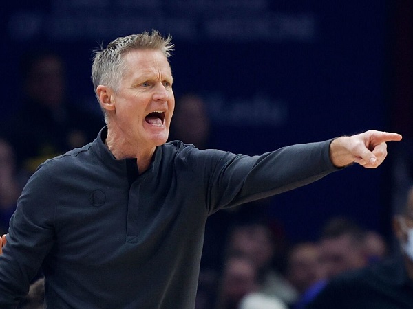 Steve Kerr anggap 82 pertandingan dalam semusim terlalu padat.