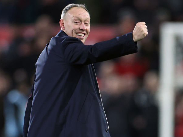 Manajer Nottingham Forest, Steve Cooper.