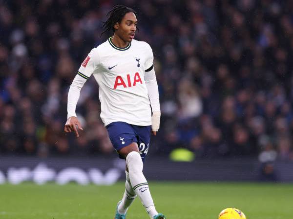 Lyon Akan Kehilangan Pemainnya ke Chelsea, Bek Tottenham Langsung Didekati