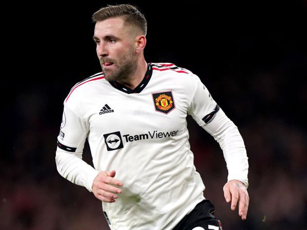 Bek kiri Manchester United, Luke Shaw.