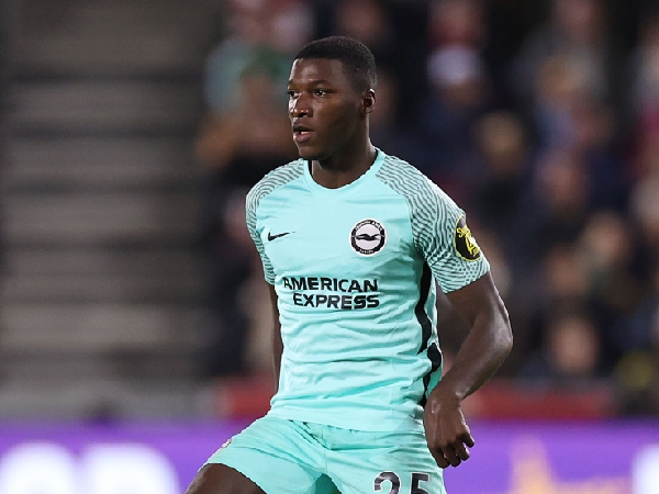 Moises Caicedo diperebutkan Arsenal dan Chelsea