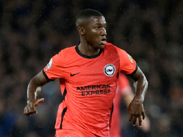 Gelandang Brighton, Moises Caicedo, diperebutkan Arsenal dan Chelsea