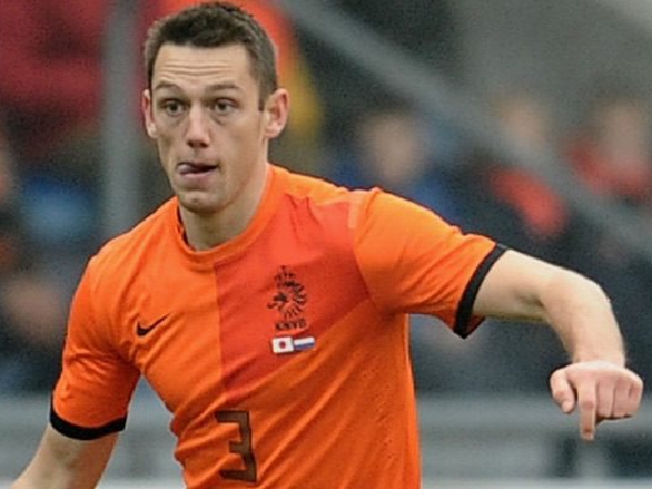 Manchester United Bersiap Untuk Rekrut Stefan de Vrij