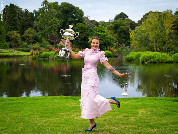 Aryna Sabalenka mengaku seperti masih berada di planet lain usai kemenangan di Melbourne