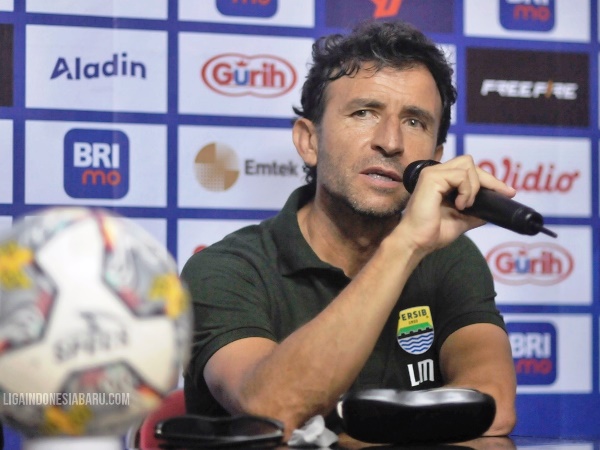 Pelatih Persib, Luis Milla
