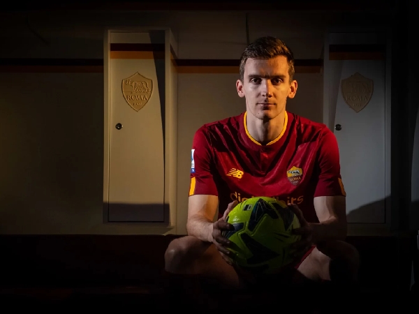 Diego Llorente: Saya Tak Berpikir Dua kali Untuk Bergabung Ke AS Roma