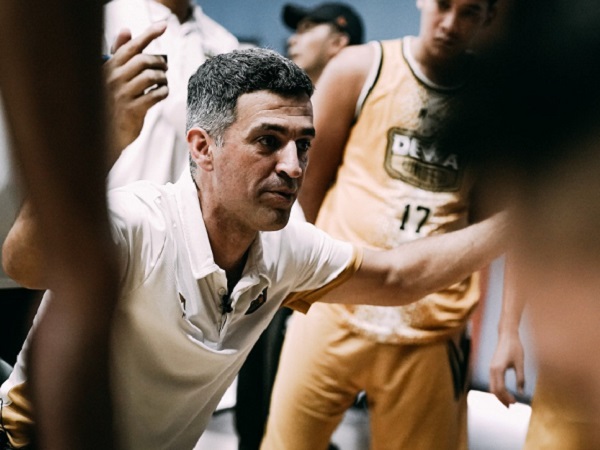 Pelatih Dewa United Banten, Maximiliano Enrique Seigorman atau Coach Maxi.