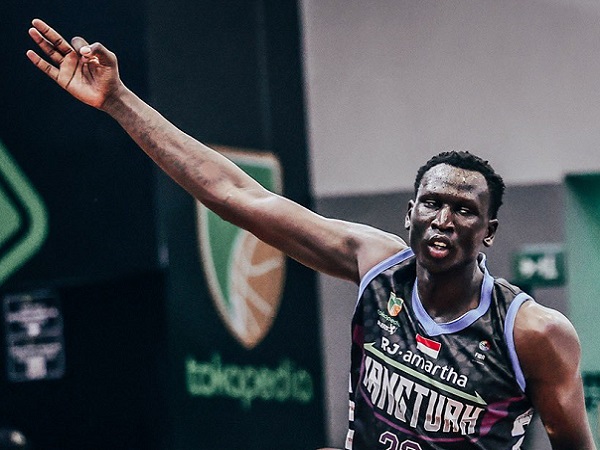 Pemain asing Amartha Hangtuah, Emmanuel Malou. (Images: IBL)