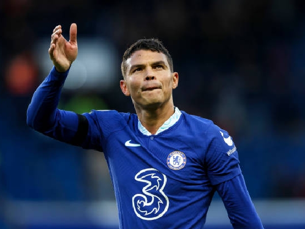 Thiago Silva ingin menambah masa tinggalnya di Chelsea