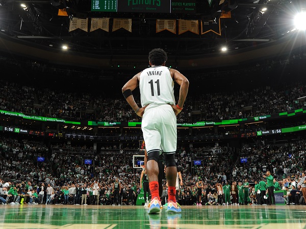 Kyrie Irving utarakan niat hengkang dari Nets.