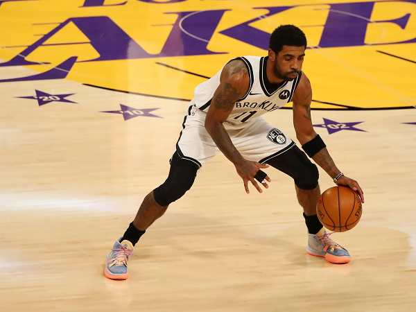 Brooklyn Nets akan cadangkan Kyrie Irving hingga menemukan partner trade.