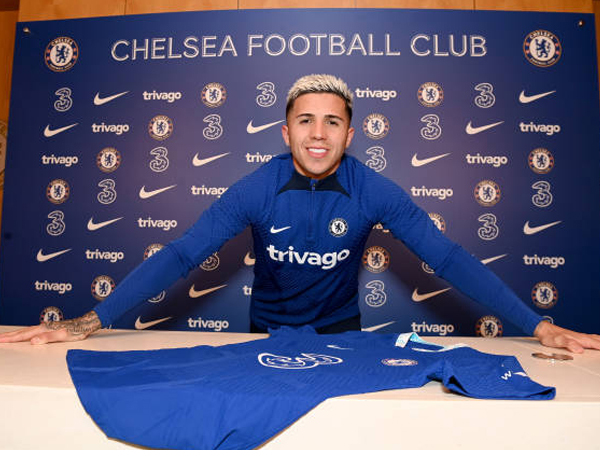 Enzo ke Chelsea Bisa Pengaruhi Potensi Transfer Bellingham ke Liverpool