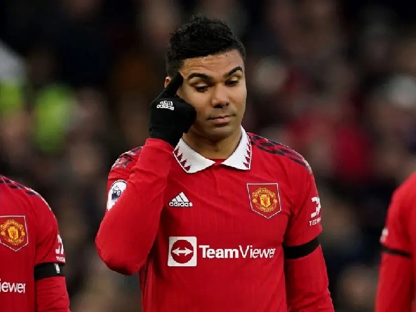 Gabriel Agbonlahor: Gelandang Man United, Casemiro, Harusnya Ditahan