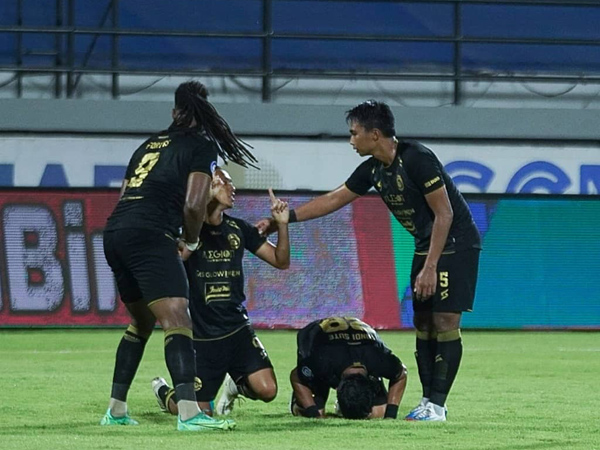 Skuat Arema FC wajib segera bangkit