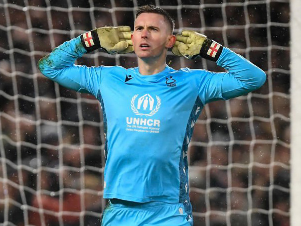 Kiper Nottingham Forest, Dean Henderson.