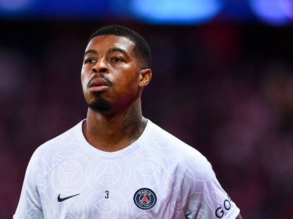 Defender incaran Atletico Madrid