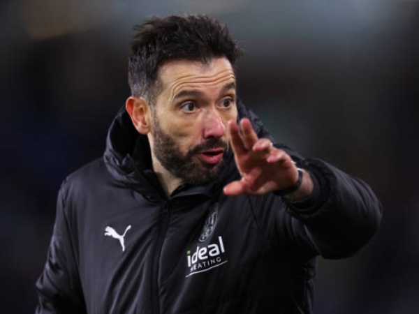 Corberan Tolak Leeds United dan Pilih Bertahan di West Brom