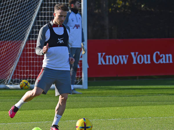 Jota di Antara Bintang Liverpool yang Kembali Berlatih