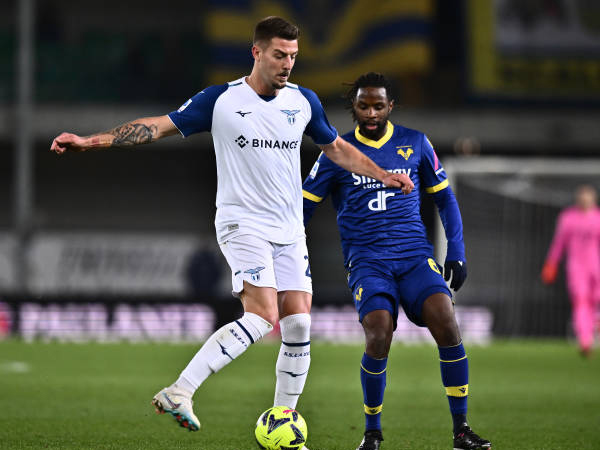 Liverpool Tertarik dengan Gelandang Lazio, Sergej Milinkovic-Savic