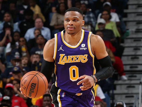 Russell Westbrook dapat pembelaan dari Rob Pelinka. (Images: Getty)