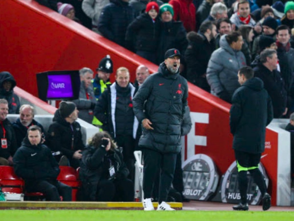 Jurgen Klopp Mengecam 'Kebohongan' yang Disebarkan Oleh Otoritas Prancis