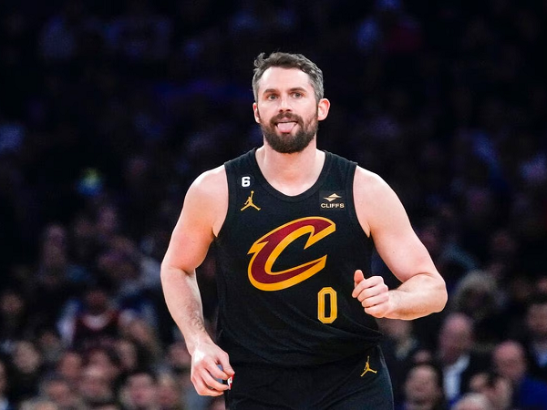 Kevin Love berniat gabung Miami Heat pada sisa musim 2022-2023.