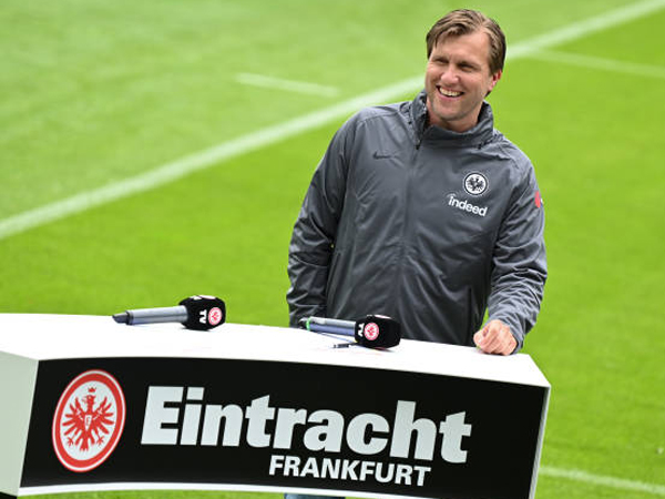 Liverpool Taksir Direktur Olahraga Eintracht Frankfurt