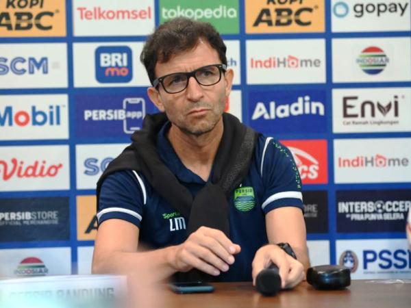 Pelatih Persib, Luis Milla