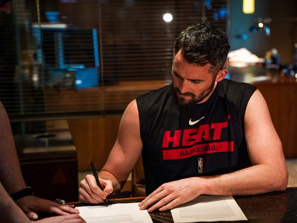Kevin Love rasakan aura positif saat gabung Heat.