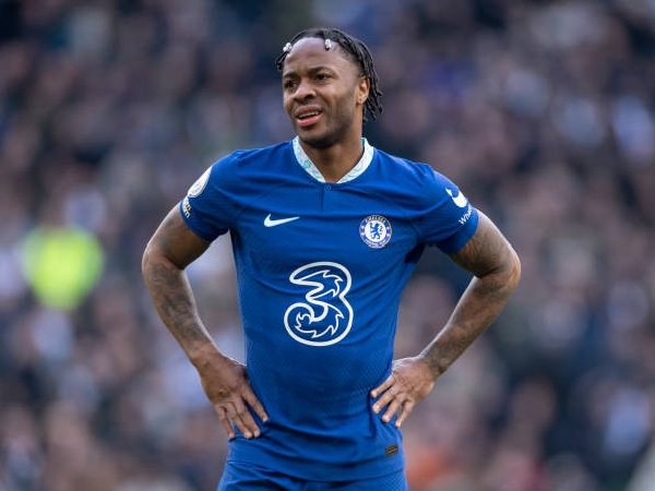 Raheem Sterling kembali dikaitkan dengan Arsenal