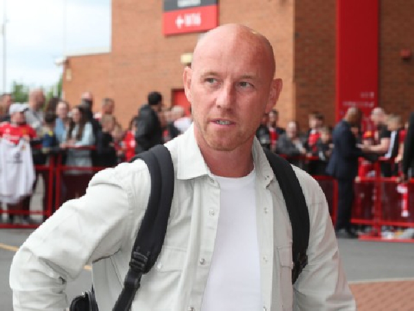 Nicky Butt Mengaku Salah Tentang Gelandang Man United, Casemiro