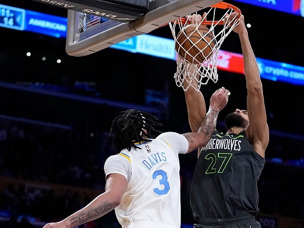 Center Minnesota Timberwolves, Rudy Gobert.