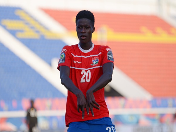 Tottenham pantau Adama Bojang