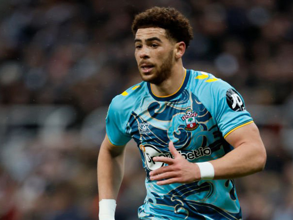 Penyerang Southampton, Che Adams.