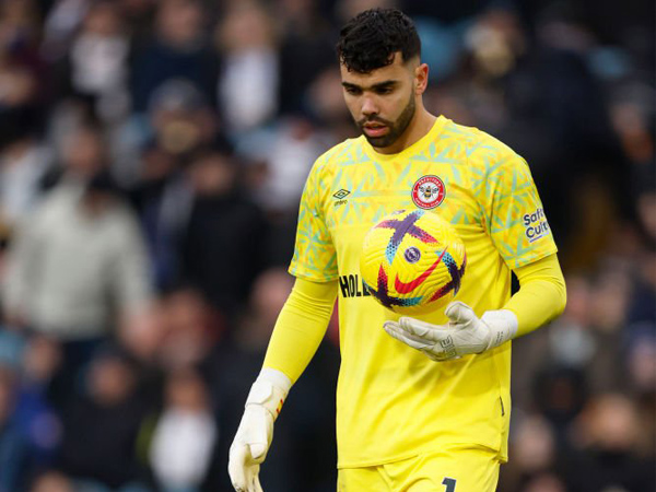 Kiper Brentford, David Raya.