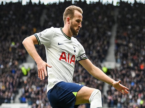 Ferdinand klaim MU akan usahakan transfer Kane