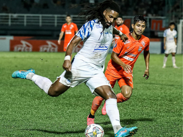 Penyerang PSIS Semarang, Carlos Fortes kembali tampil setelah absen di 6 laga terakhir