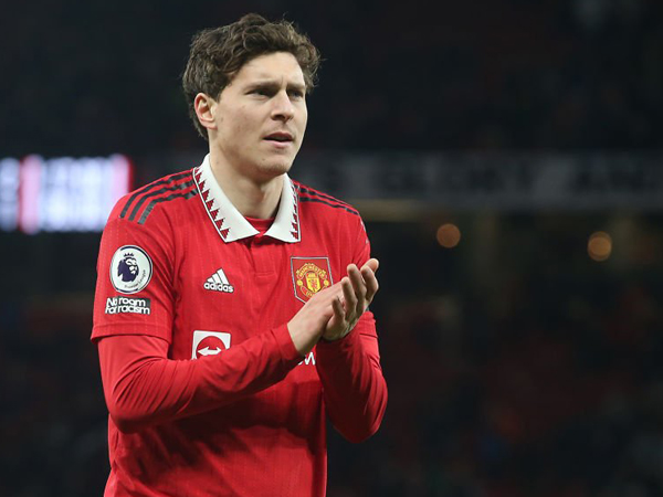 Victor Lindelof
