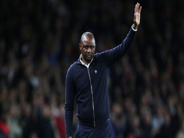 Crystal Palace resmi memecat Patrick Vieira setelah klub gagal menang di 12 pertandingan terakhir Premier League / via Getty Images