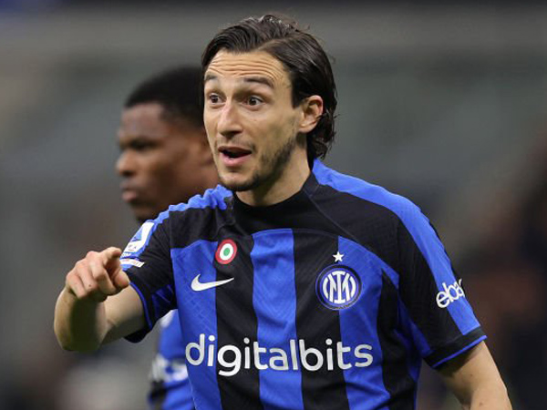 Bek sayap Inter Milan, Matteo Darmian.