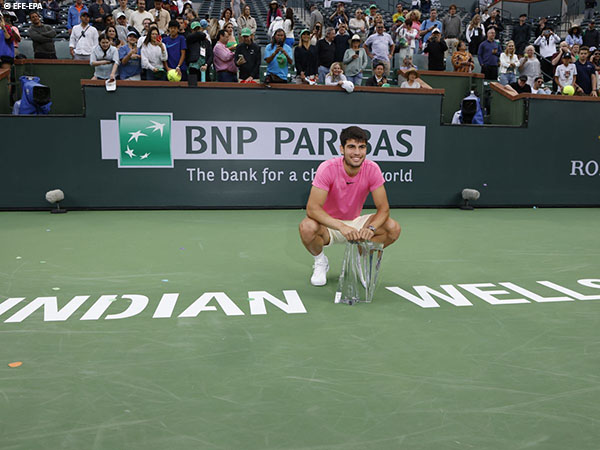 Rafael Nadal Kirim Ucapan Selamat Atas Kesuksesan Carlos Alcaraz Di Indian Wells