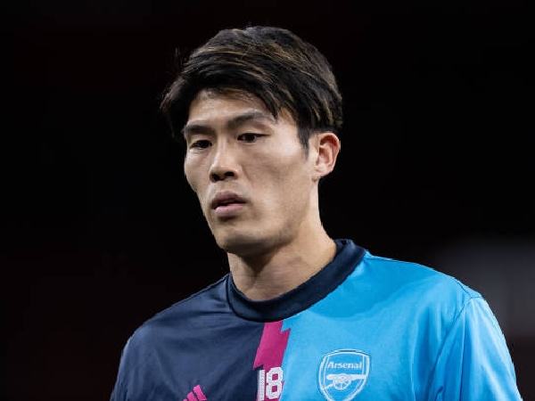 Bek Arsenal, Takehiro Tomiyasu, harus absen hingga akhir musim