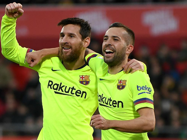 Lionel Messi dan Jordi Alba