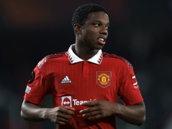 Robin van Persie Puji Bintang Man United, Tyrell Malacia